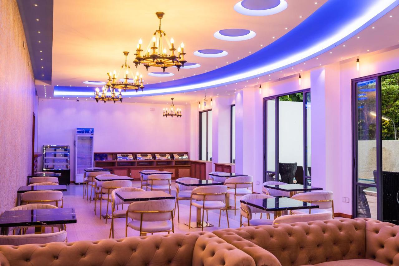 Ari Grand Hotel & Spa Dhangethi Luaran gambar