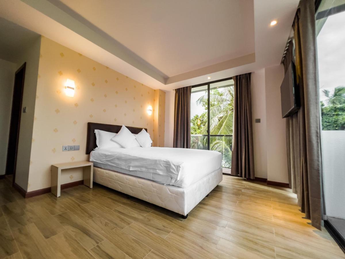 Ari Grand Hotel & Spa Dhangethi Luaran gambar