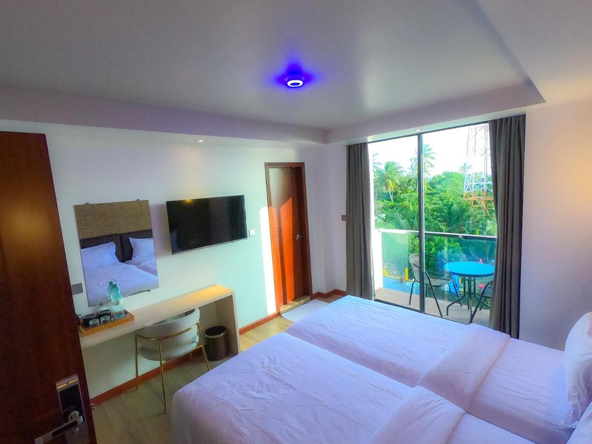 Ari Grand Hotel & Spa Dhangethi Luaran gambar